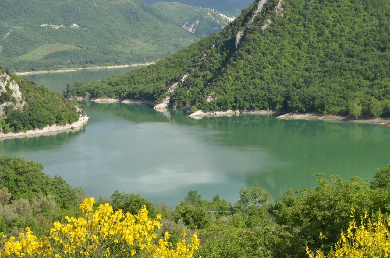 Rifugio Dei Sanniti Hotel Borrello Екстериор снимка